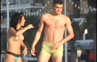 XXX Skinny gratis porrfilm äldre kvinnor överlämnande till Ryssland i sovrummet