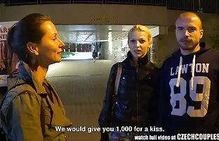 XXX Få barnet lös och 40 sex film naken.
