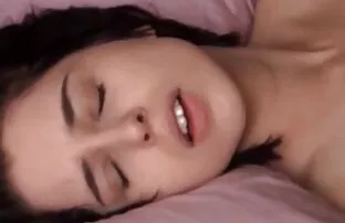 XXX 18 år gammal jävla fitta older sex film och snopp