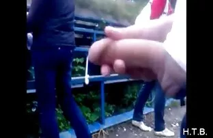 XXX Flickorna tvingade mannen att överväga lespisk sex film fusk