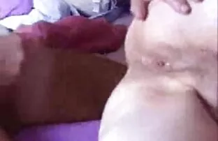 XXX Smal och passionerad tjej i olika positioner, studsar till hög gratis lesbisk sexfilm nivå