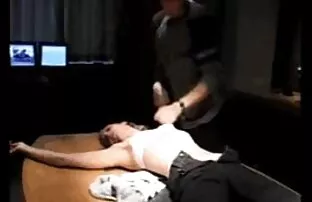 XXX Älskar unga och stora porrfilm äldre damer spel